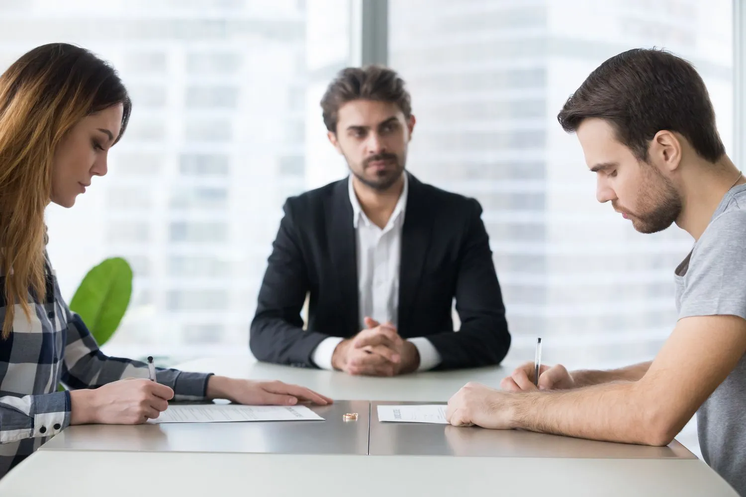 How EH Mediation Guides Couples Toward Fair and Balanced Outcomes Bridgwater